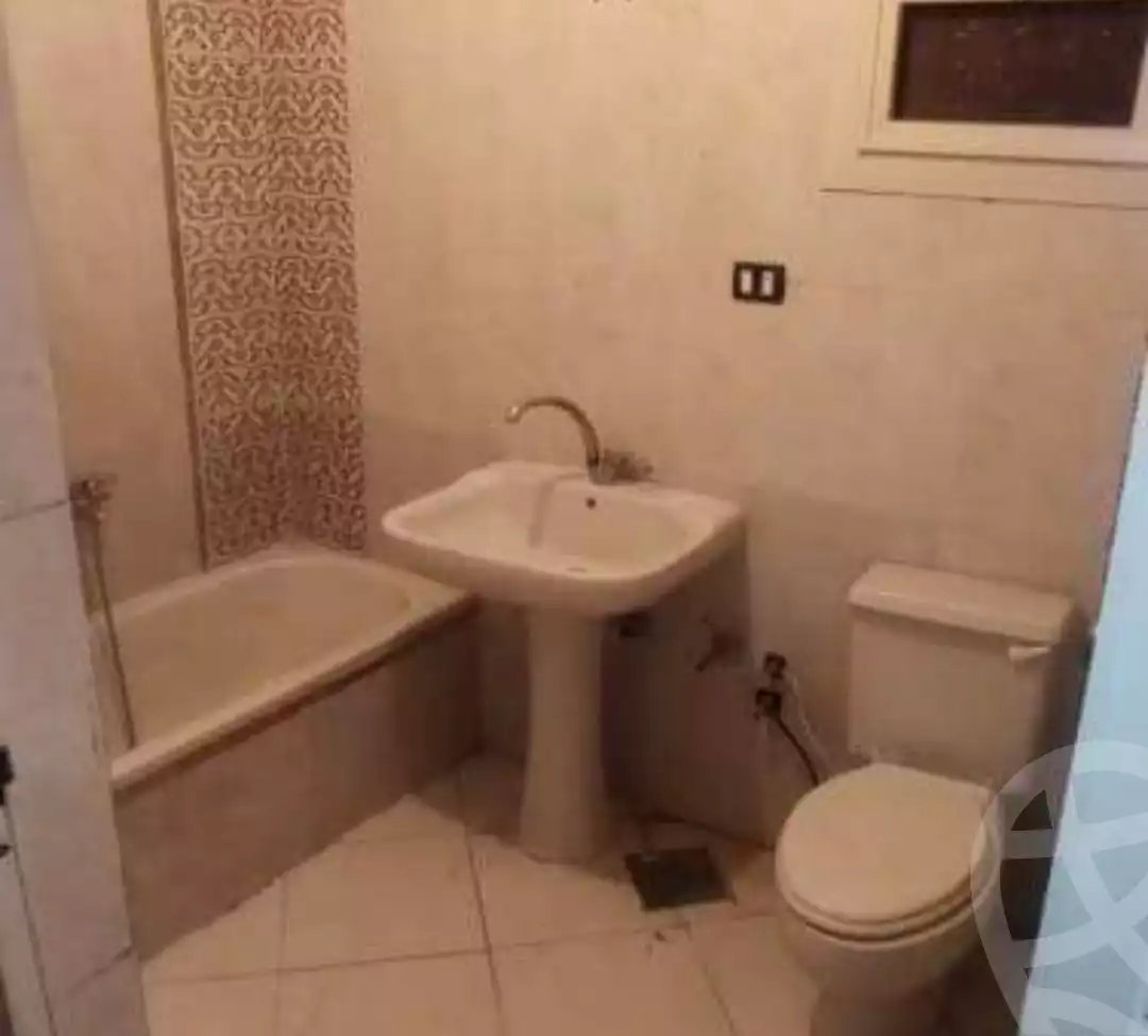 https://aqarmap.com.eg/ar/listing/4050315-for-rent-qalyubia-el-khsos-izbat-el-nakhl
