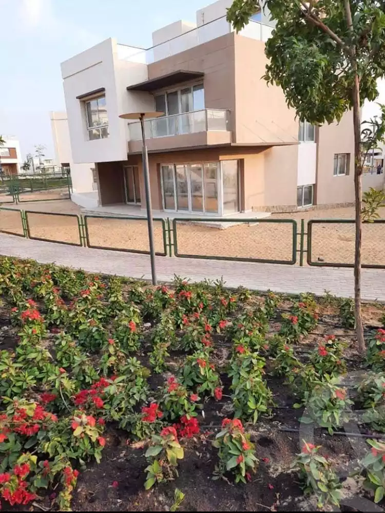 https://aqarmap.com.eg/ar/listing/4053802-for-sale-cairo-6th-of-october-compound-upville
