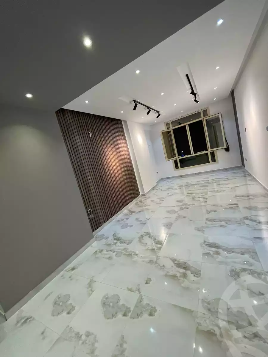 https://aqarmap.com.eg/en/listing/4054780-for-sale-gharbia-el-mahallah-el-kubra-el-mahalah-el-kobra-city-gamal-abd-el-nasir-st