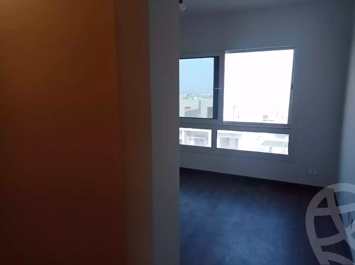 https://aqarmap.com.eg/en/listing/4055413-for-sale-cairo-el-sheikh-zayed-city-compounds-in-sheikh-zayed-etapa