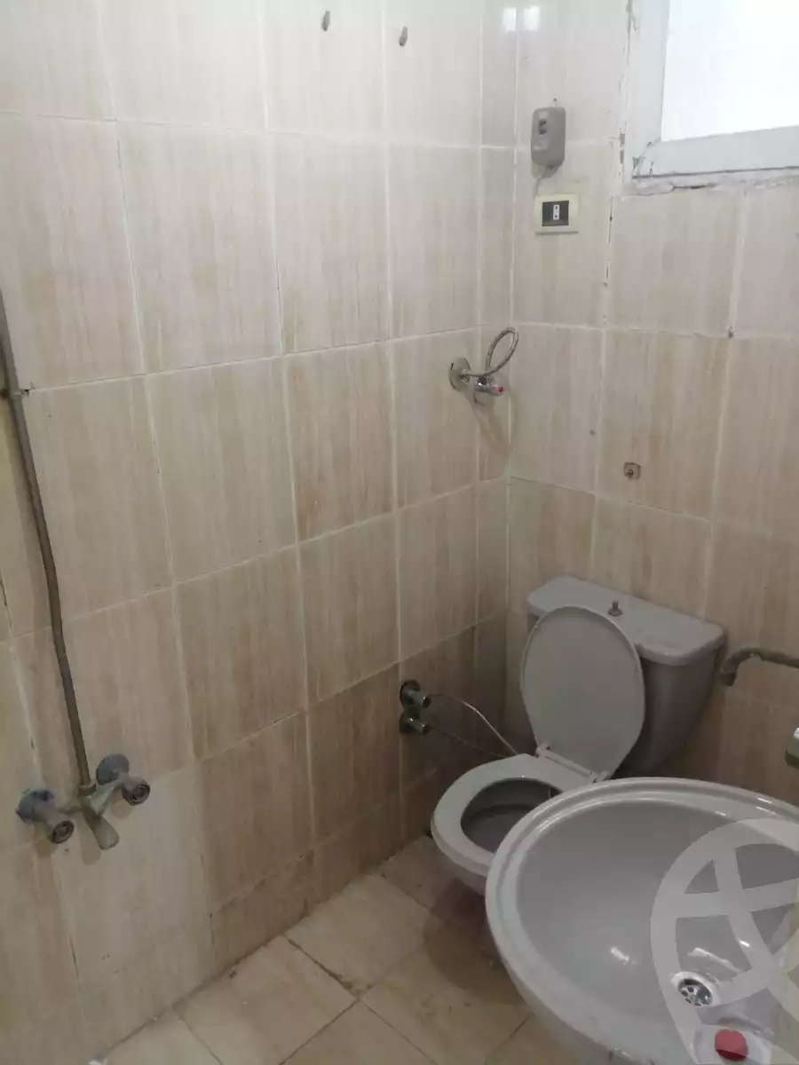 https://aqarmap.com.eg/ar/listing/4055455-for-rent-alexandria-miami-mahmoud-el-isawy-st