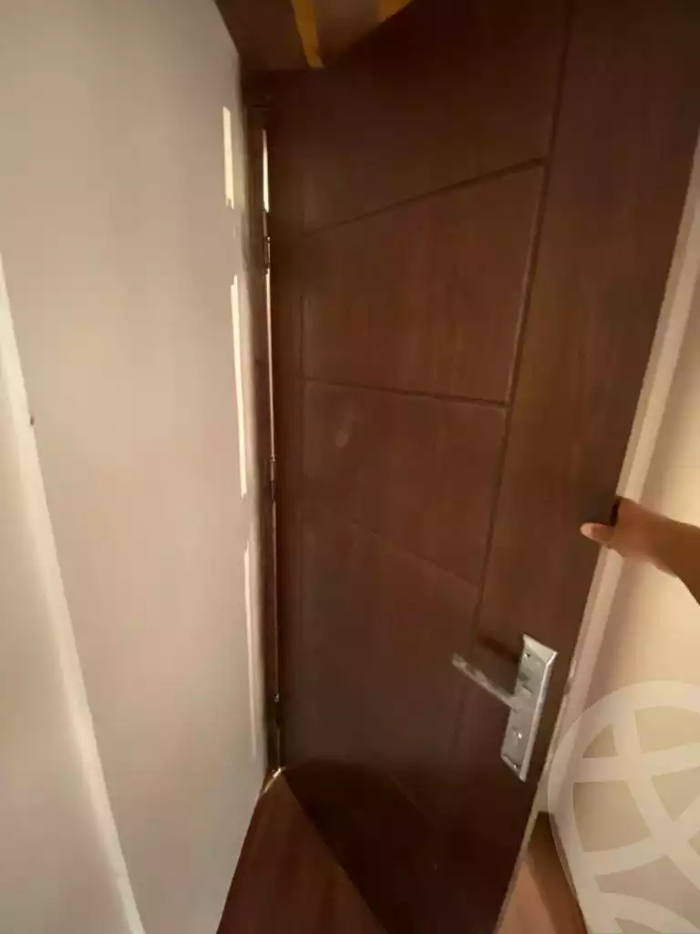 https://aqarmap.com.eg/en/listing/4056780-for-sale-cairo-mokattam-compounds-kmbwnd-jwldn-jyts