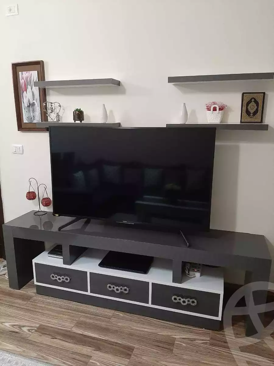 https://aqarmap.com.eg/ar/listing/4057992-for-rent-sharm-el-sheikh-sharm-el-sheikh-naama-bay