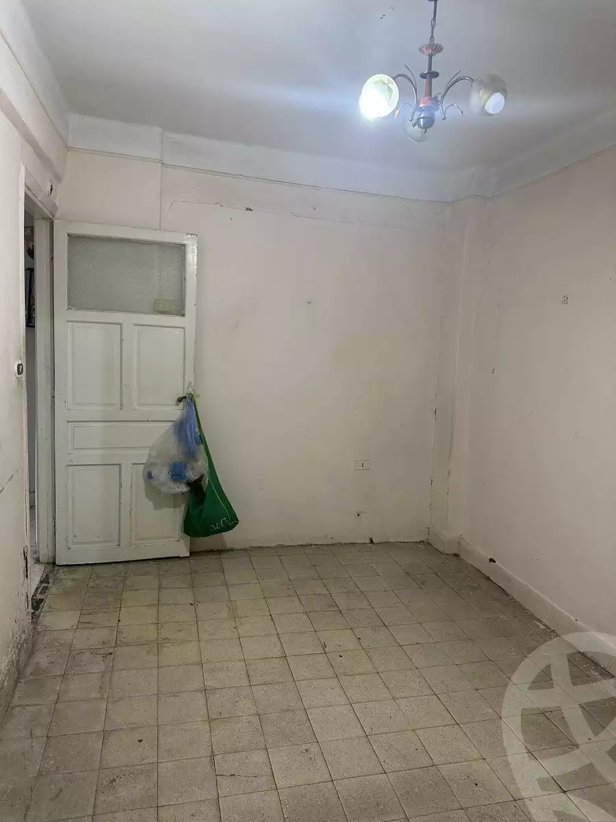 https://aqarmap.com.eg/ar/listing/4060073-for-sale-alexandria-moharram-bey-moharram-bek-st