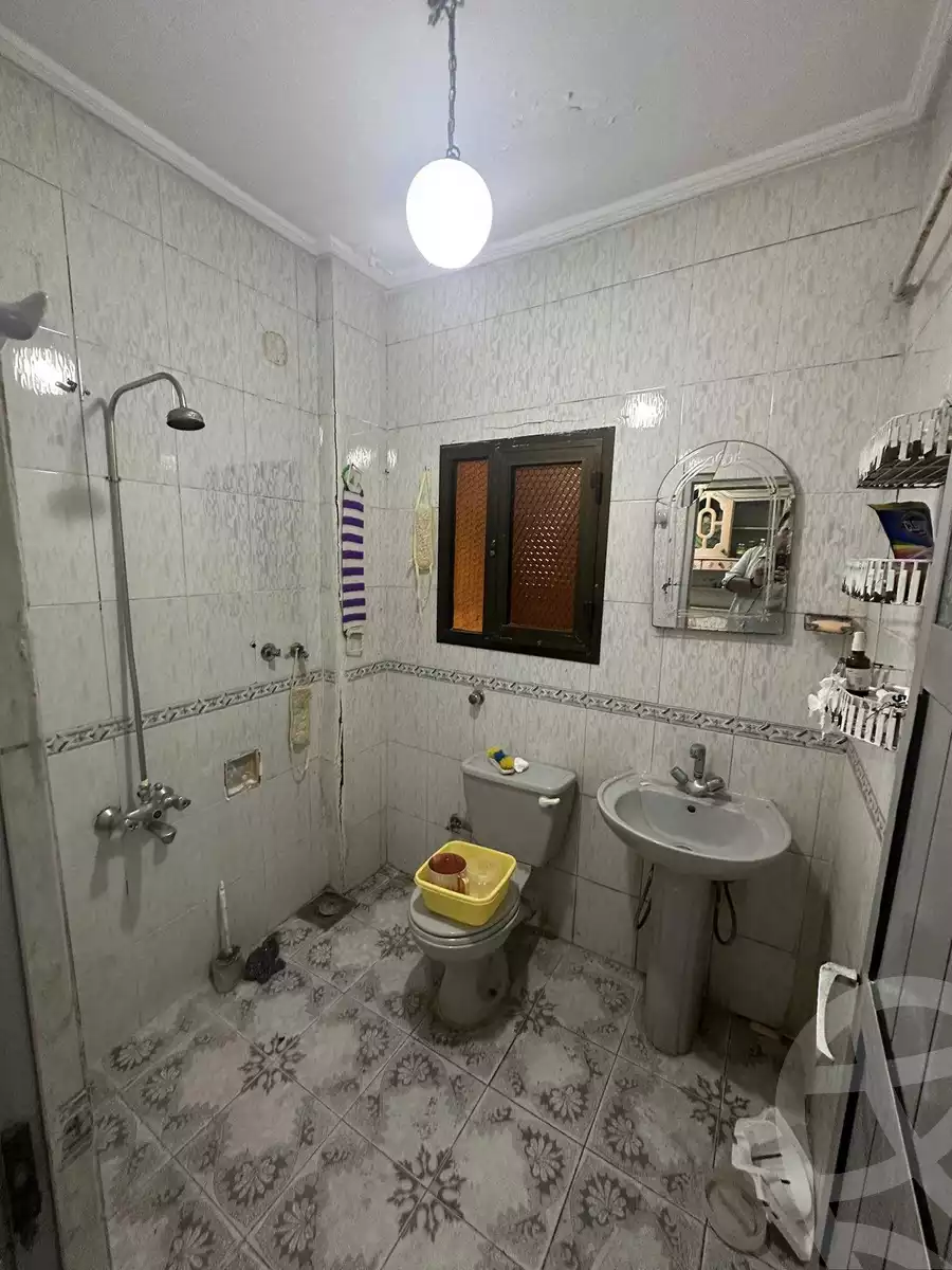 https://aqarmap.com.eg/ar/listing/4060073-for-sale-alexandria-moharram-bey-moharram-bek-st