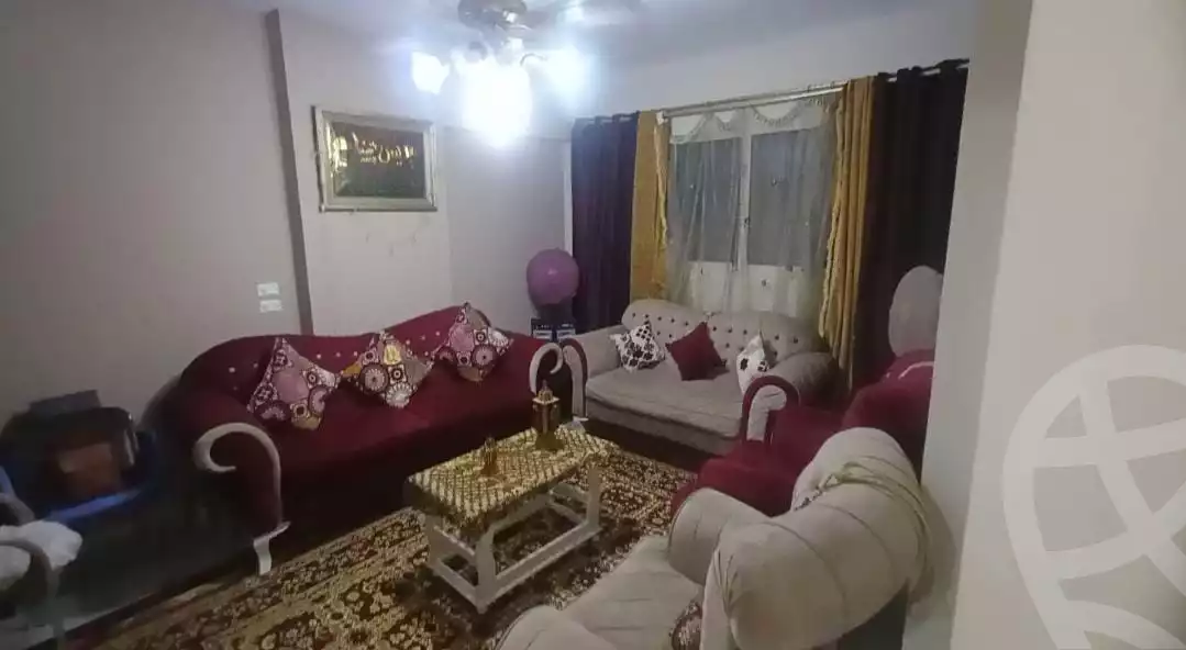 https://aqarmap.com.eg/ar/listing/4064548-for-sale-cairo-helwan-kwrnysh-hlwn