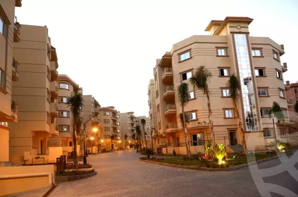https://aqarmap.com.eg/en/listing/4065469-for-sale-cairo-new-cairo-compounds-family-city