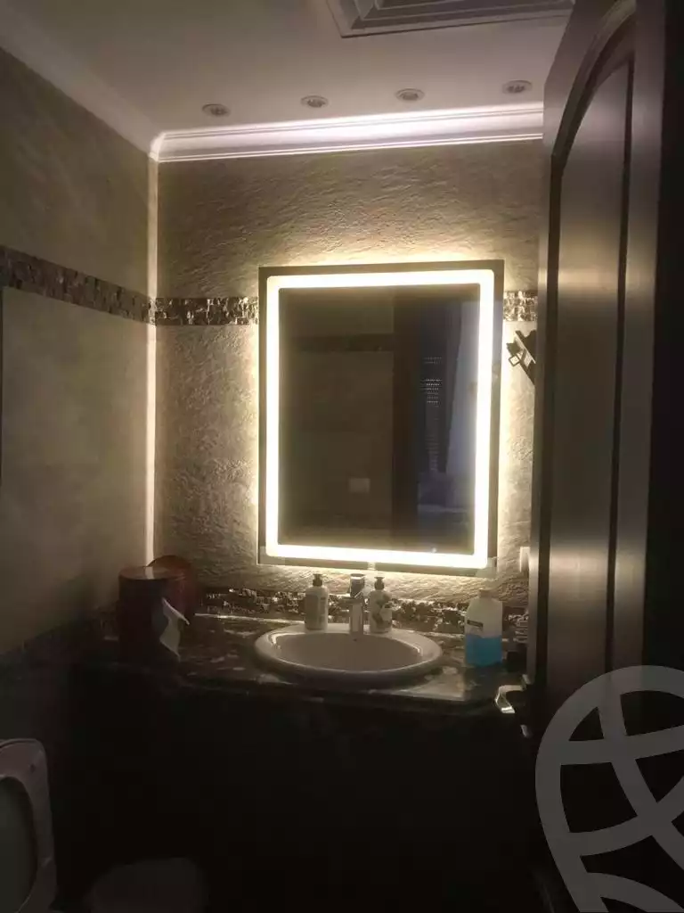 https://aqarmap.com.eg/en/listing/4066109-for-rent-cairo-el-sheikh-zayed-city-compounds-kmbwnd-wyst-twn-swdyk