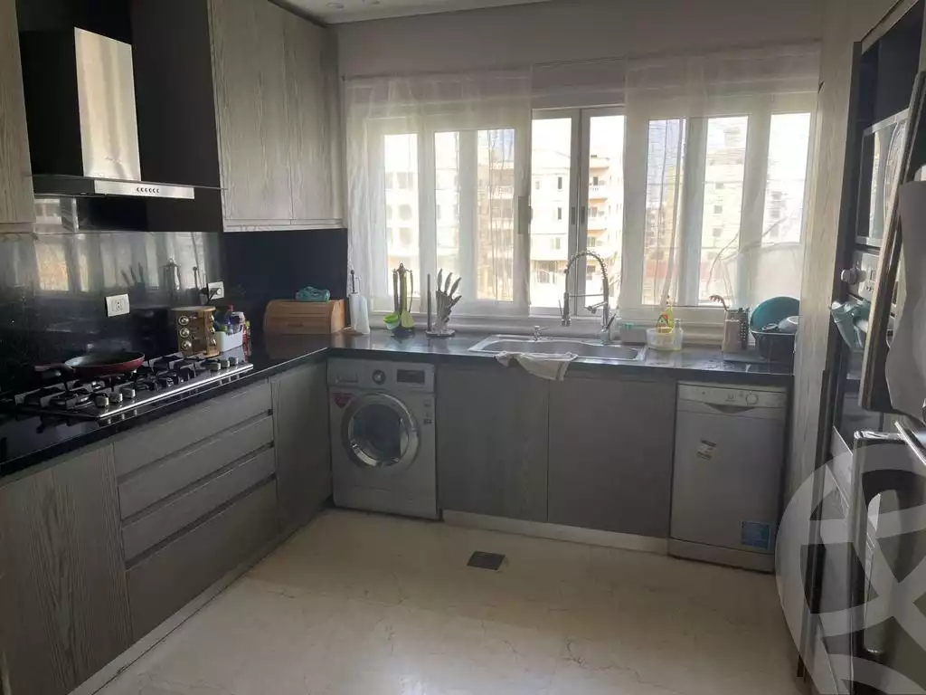 https://aqarmap.com.eg/en/listing/4067612-for-sale-cairo-new-cairo-compounds-mountain-view-executive-residence