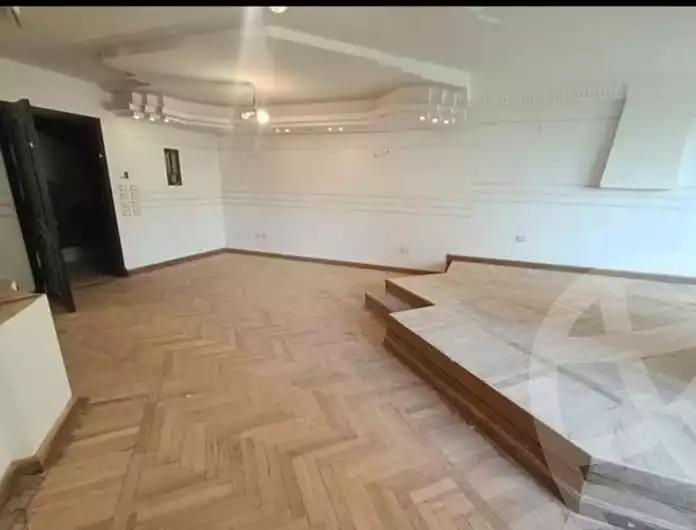 https://aqarmap.com.eg/en/listing/4068737-for-sale-cairo-mokattam-el-naforah-square
