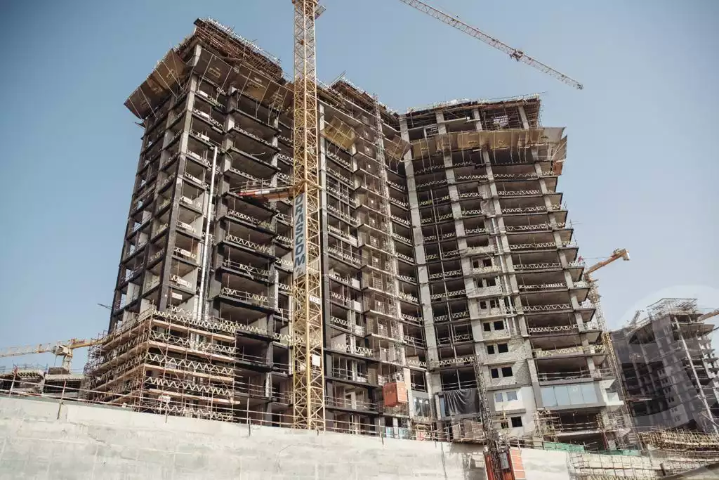 https://aqarmap.com.eg/ar/listing/4070415-for-sale-cairo-el-sheikh-zayed-city-compounds-brj-zyd-wr-llttwyr