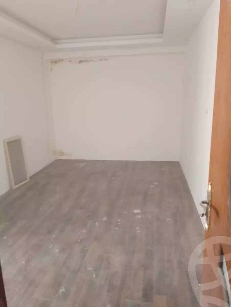 https://aqarmap.com.eg/ar/listing/4070457-for-sale-alexandria-el-montazah-el-malek-st