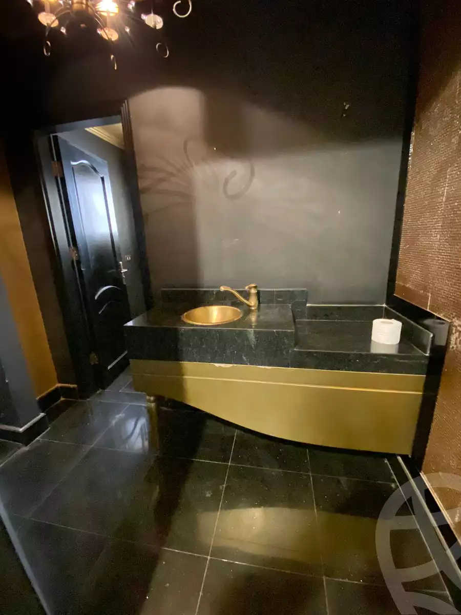 https://aqarmap.com.eg/en/listing/4071040-for-sale-cairo-el-sheikh-zayed-city-compounds-greens