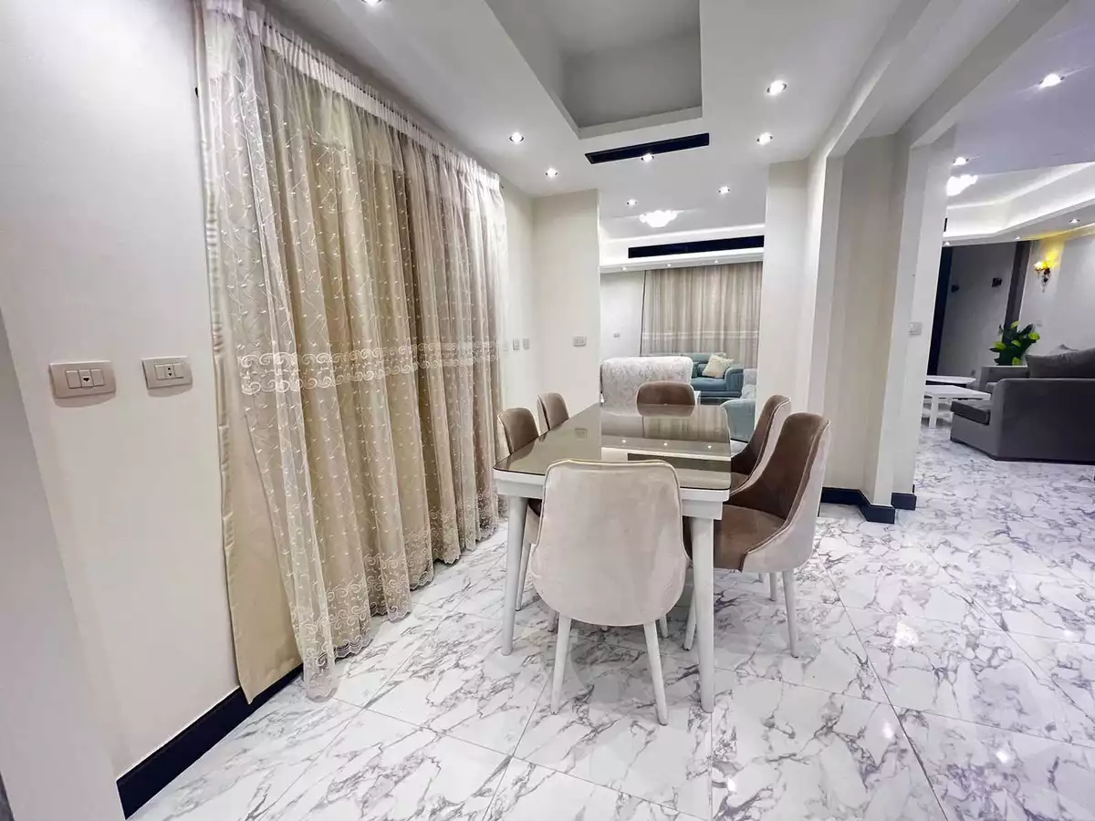 https://aqarmap.com.eg/ar/listing/4077018-for-rent-cairo-el-sheikh-zayed-city-compounds-in-sheikh-zayed-beverly-hills
