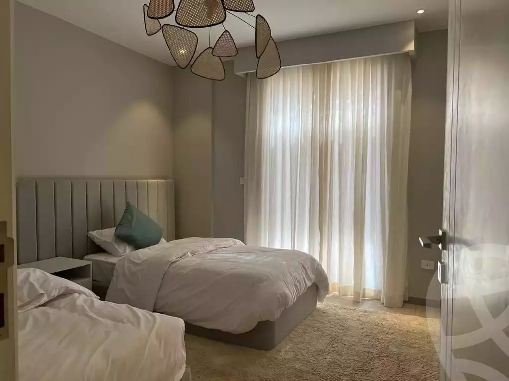 https://aqarmap.com.eg/en/listing/4078391-for-sale-cairo-el-sheikh-zayed-city-compounds-kmbwnd-fyldj-wyst-dr-llttwyr