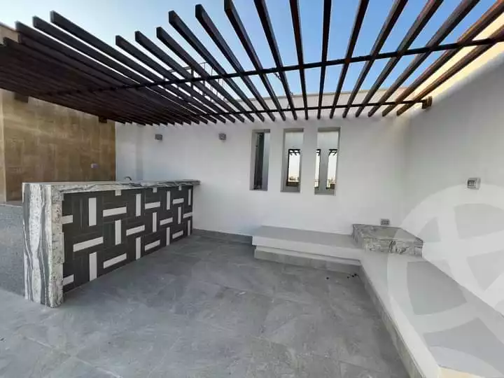 https://aqarmap.com.eg/en/listing/4079266-for-rent-cairo-el-sheikh-zayed-city-compounds-kmbwnd-wyst-twn-swdyk