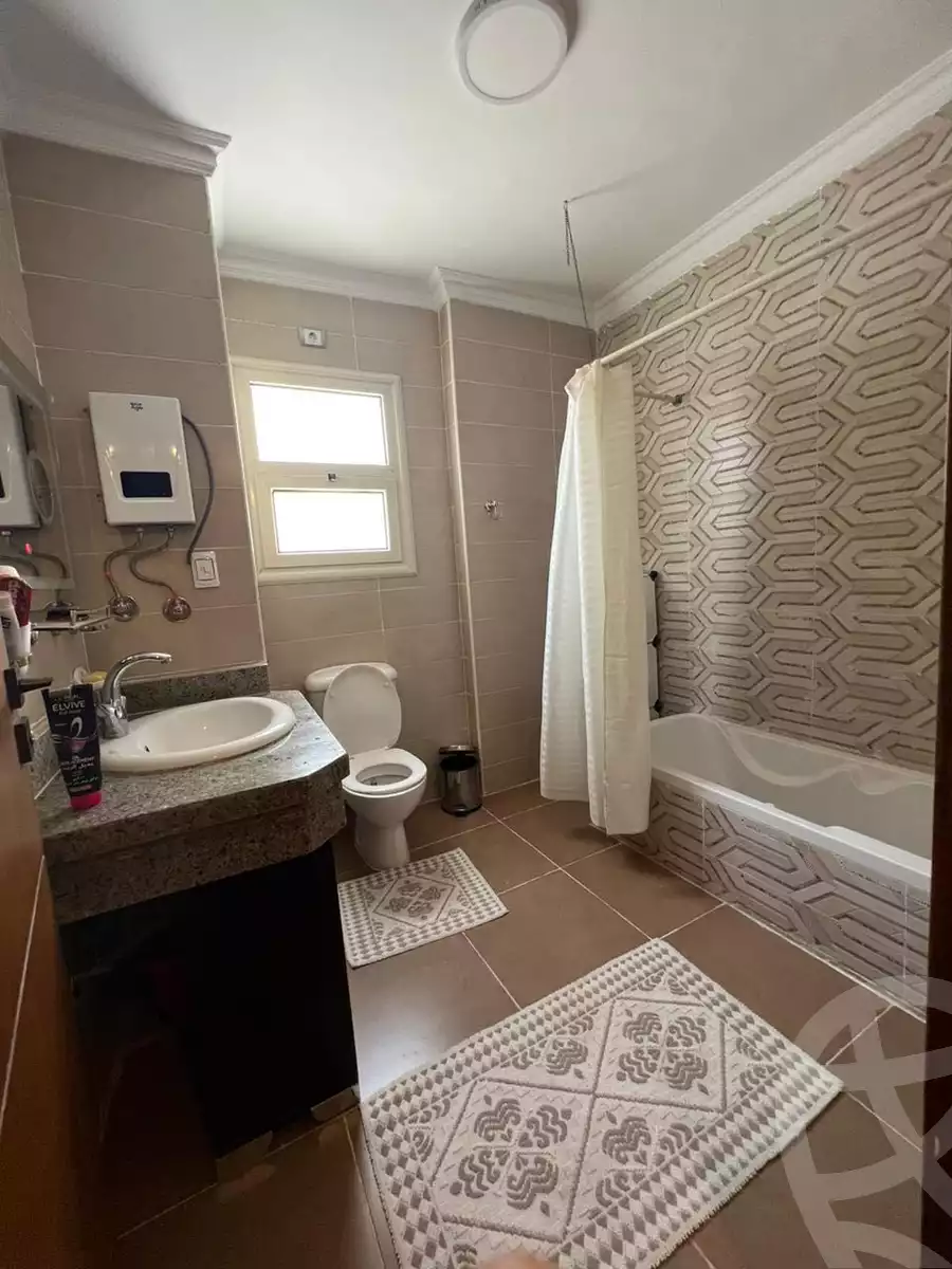 https://aqarmap.com.eg/en/listing/4079505-for-sale-cairo-new-cairo-compounds-jyd