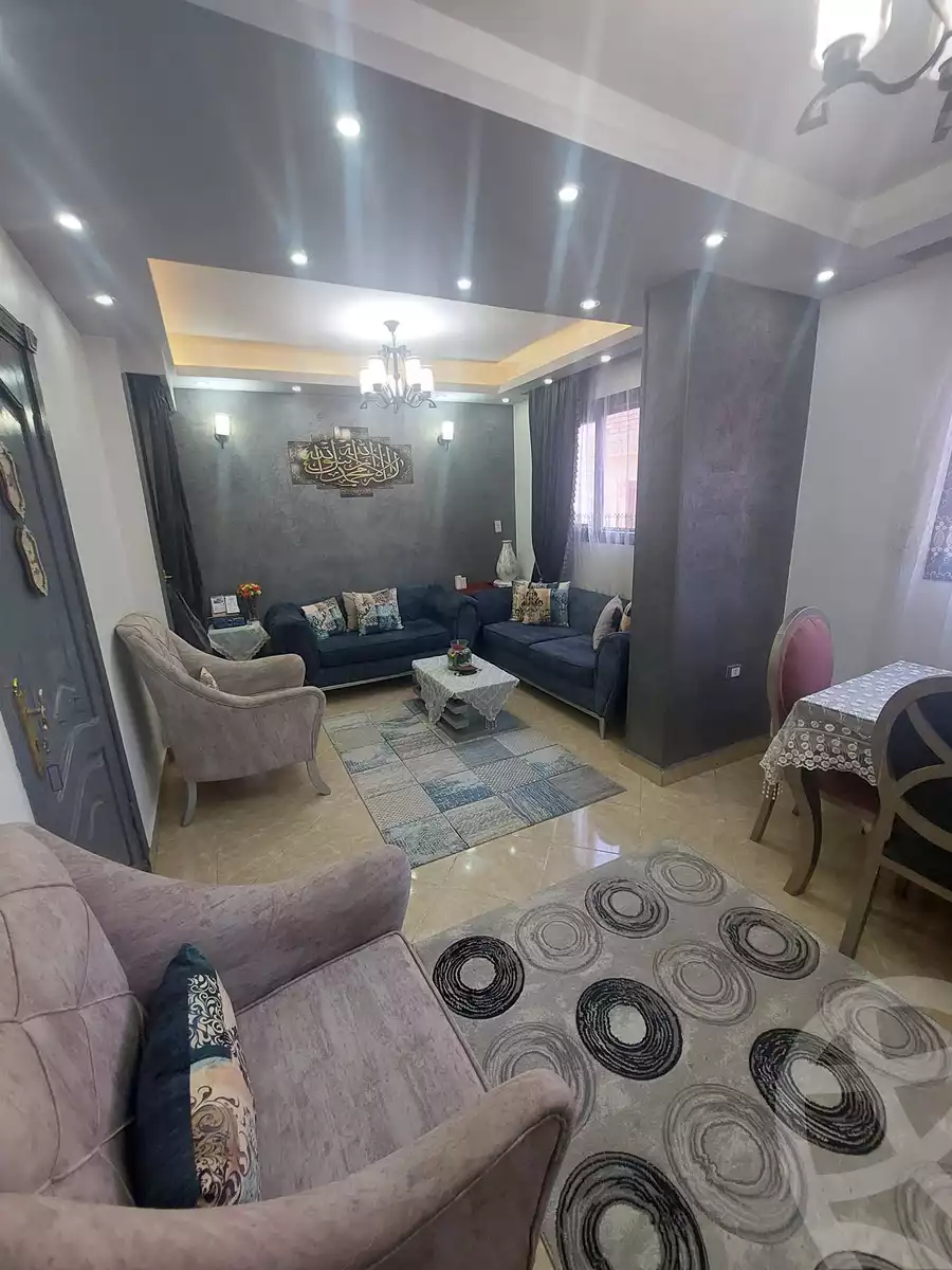 https://aqarmap.com.eg/en/listing/4079949-for-sale-cairo-hadayek-el-koba-hamza-canal-st