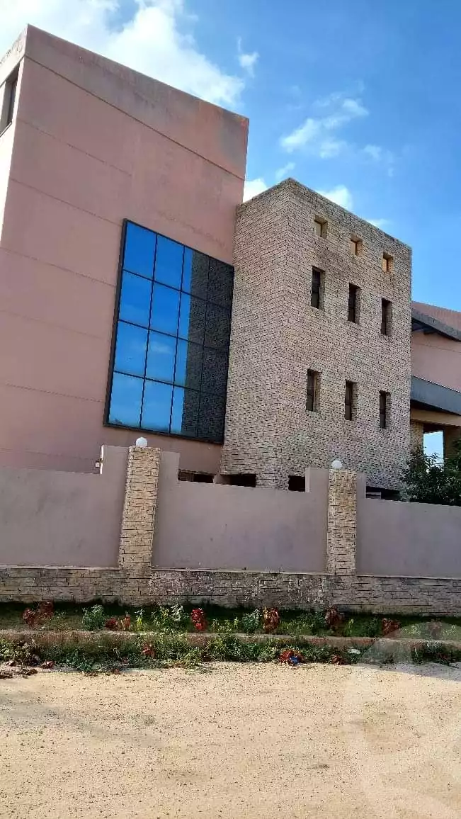 https://aqarmap.com.eg/ar/listing/4081981-for-sale-alexandria-brj-l-rb-ljdyd-lhy-lrb