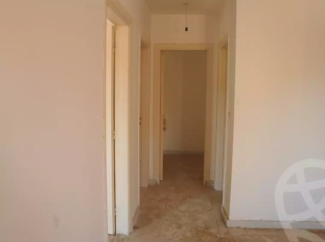 https://aqarmap.com.eg/ar/listing/4082364-for-sale-cairo-6th-of-october-ganob-el-ahyaaa-youth-housing-63m