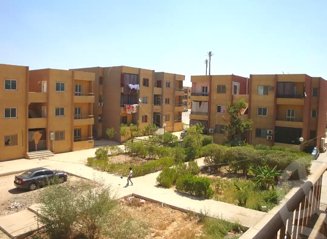 https://aqarmap.com.eg/ar/listing/4082364-for-sale-cairo-6th-of-october-ganob-el-ahyaaa-youth-housing-63m