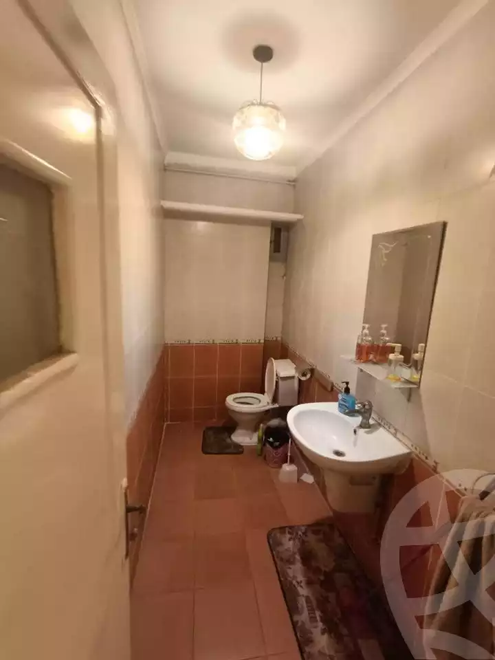 https://aqarmap.com.eg/en/listing/4084548-for-sale-cairo-mokattam-el-naforah-square