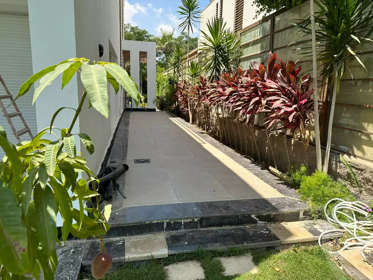 https://aqarmap.com.eg/en/listing/4085237-for-rent-cairo-el-sheikh-zayed-city-compounds-kmbwnd-ljry-swdyk