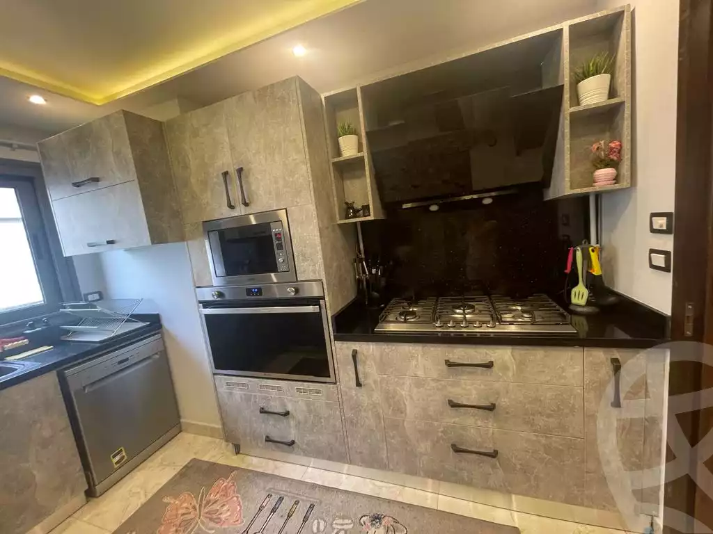 https://aqarmap.com.eg/en/listing/4087971-for-sale-cairo-new-cairo-compounds-taj-sultan