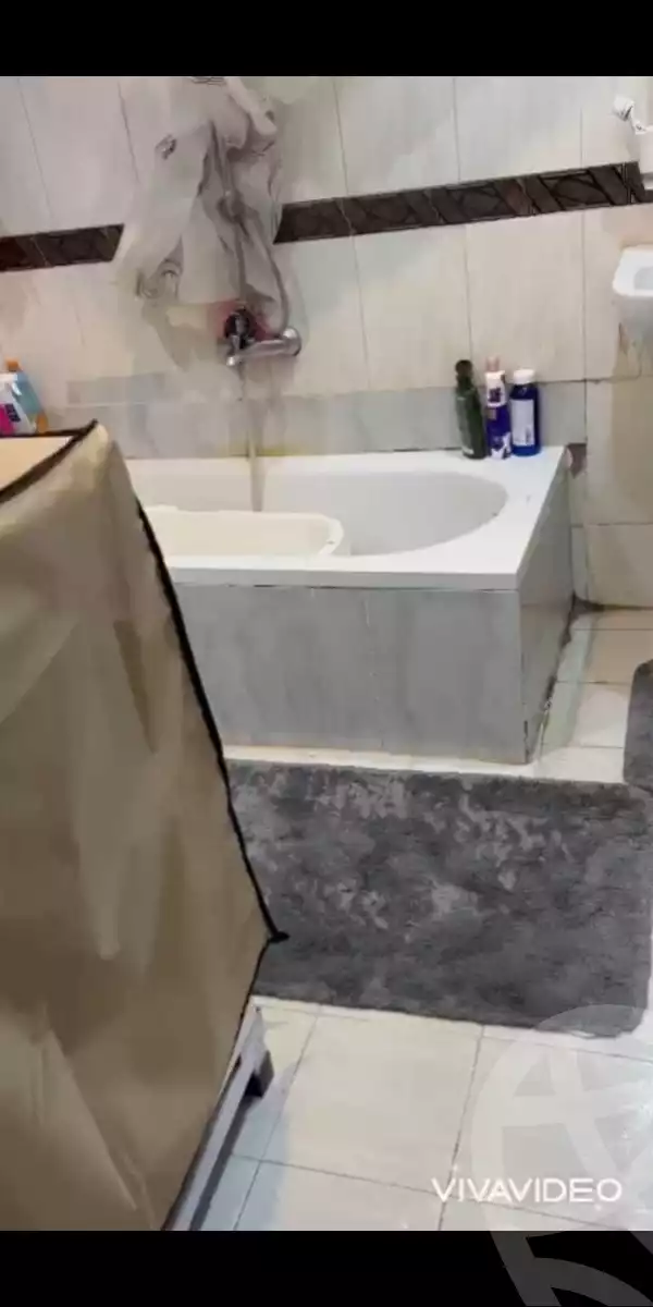 https://aqarmap.com.eg/en/listing/4090294-for-rent-cairo-el-mohandesen-shareaa-ahmed-orabi