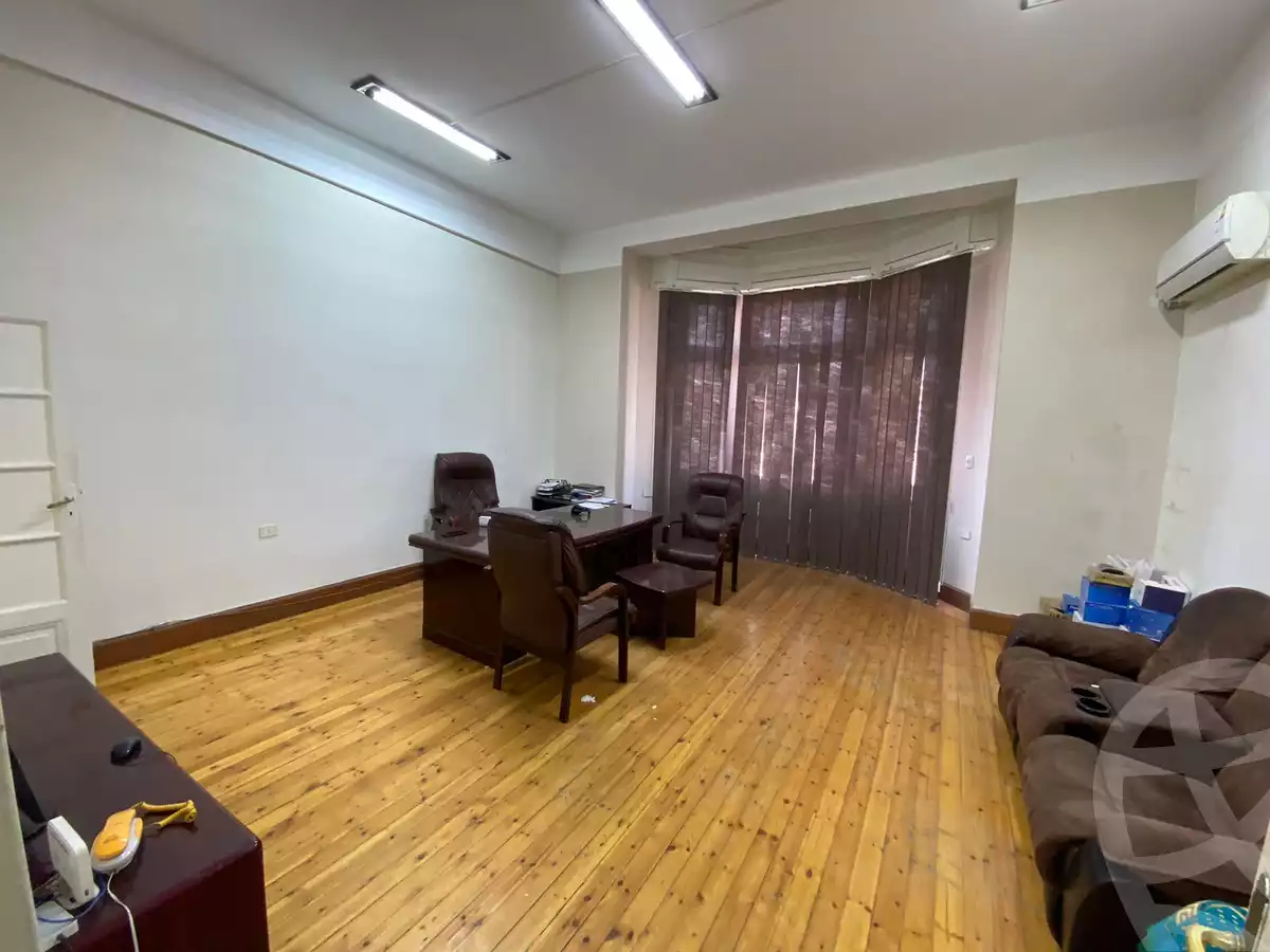https://aqarmap.com.eg/en/listing/4094346-for-rent-cairo-downtown-el-tahrir