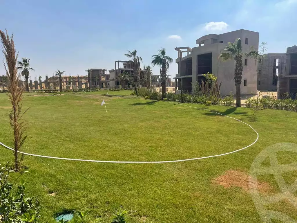 https://aqarmap.com.eg/ar/listing/4094904-for-sale-cairo-el-mostakbal-city-compounds-nyoum-arab-development