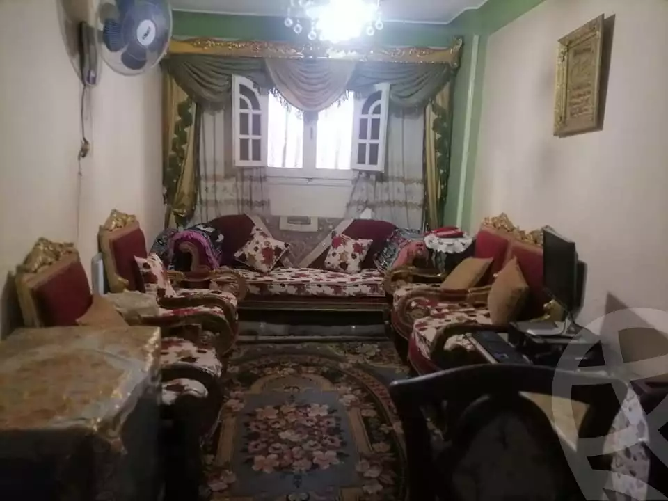 https://aqarmap.com.eg/en/listing/4099118-for-sale-alexandria-moharram-bey-erfan-st