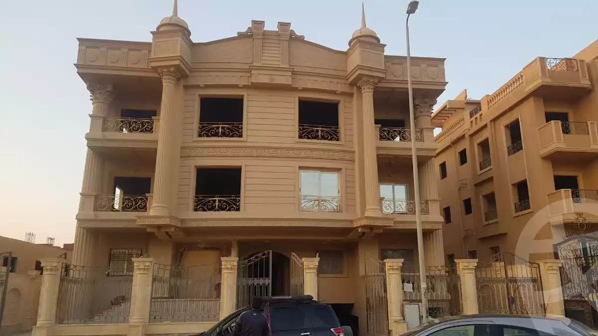 https://aqarmap.com.eg/en/listing/4101809-for-sale-cairo-new-cairo-compounds-byljyw