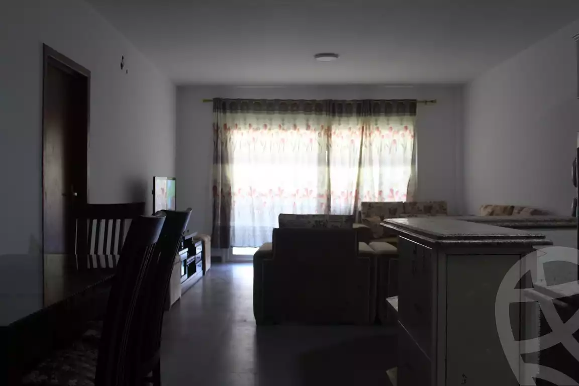 https://aqarmap.com.eg/en/listing/4104432-for-sale-amwaj-1