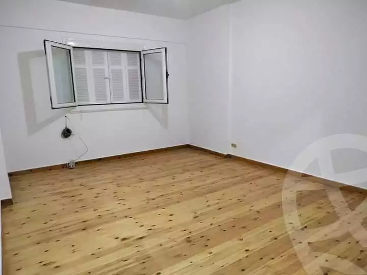 https://aqarmap.com.eg/en/listing/4107688-for-rent-alexandria-sn-styfnw-abd-el-khalik-tharwat-st