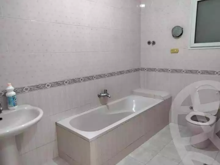https://aqarmap.com.eg/en/listing/4107688-for-rent-alexandria-sn-styfnw-abd-el-khalik-tharwat-st