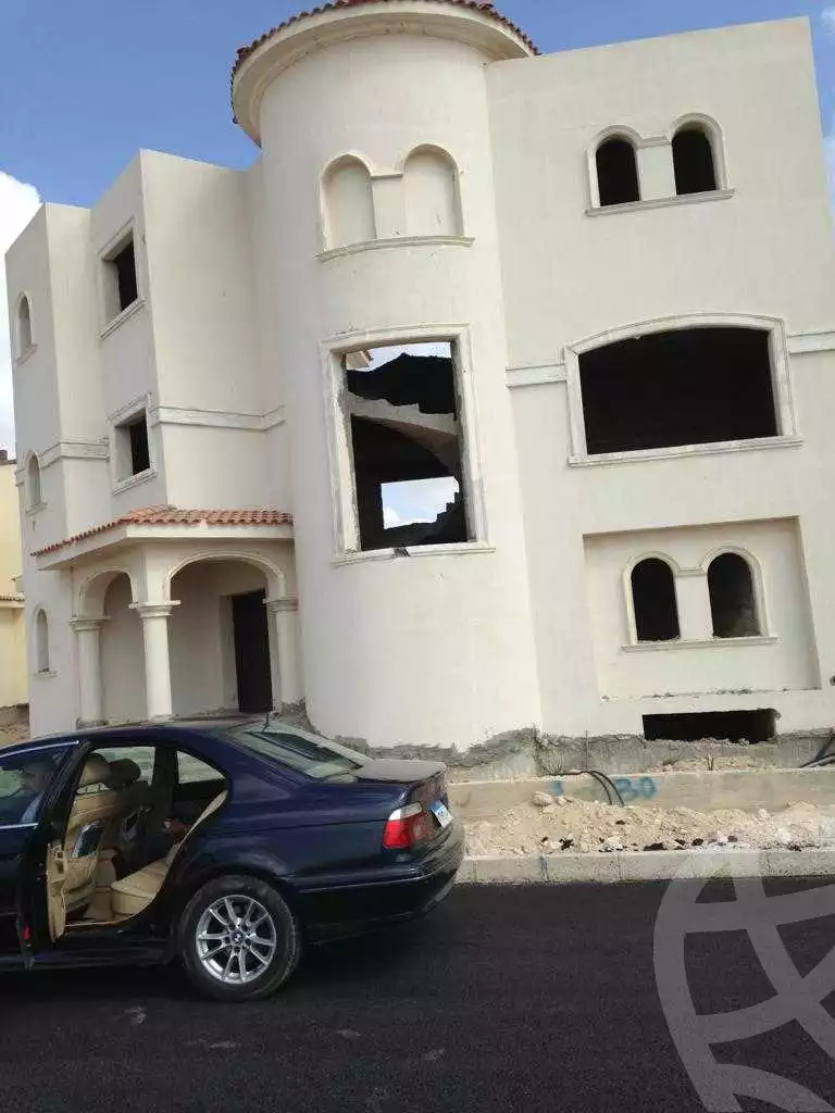 https://aqarmap.com.eg/ar/listing/4108144-for-sale-alexandria-compounds-alex-west