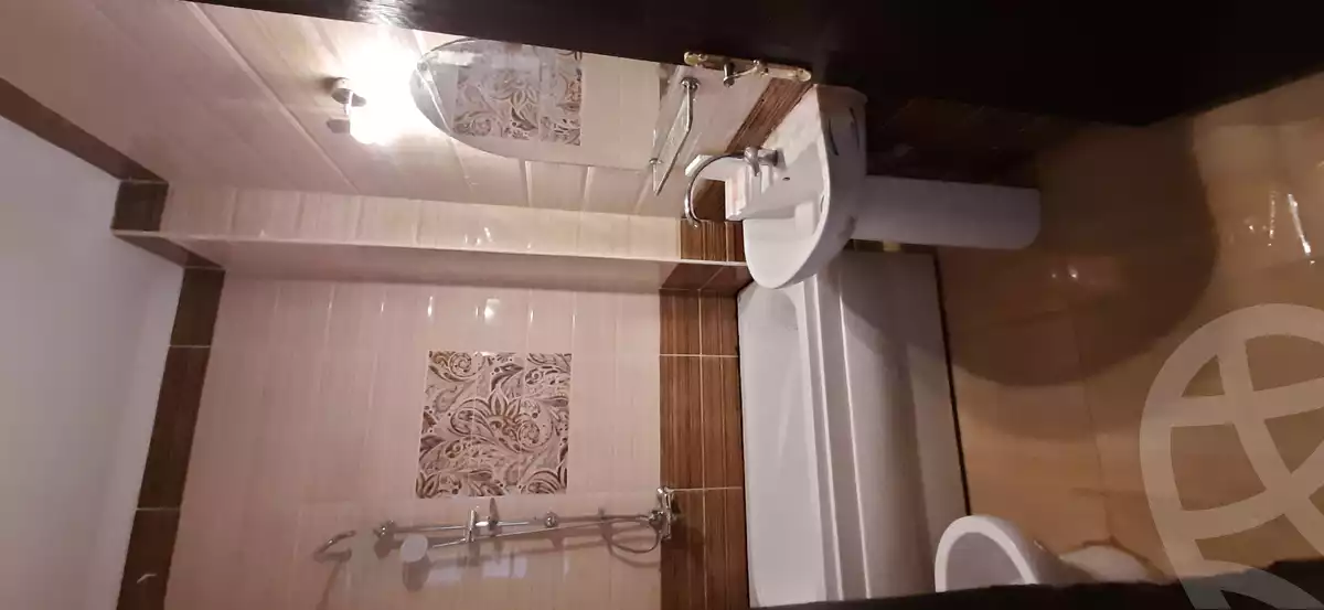 https://aqarmap.com.eg/en/listing/4108235-for-rent-cairo-6th-of-october-compound-degla-gardens