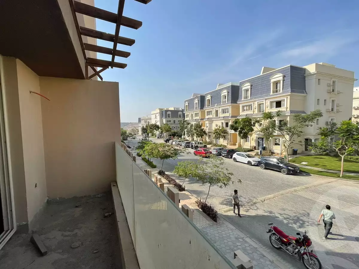 https://aqarmap.com.eg/en/listing/4114324-for-sale-cairo-el-sheikh-zayed-city-compounds-in-sheikh-zayed-rayos