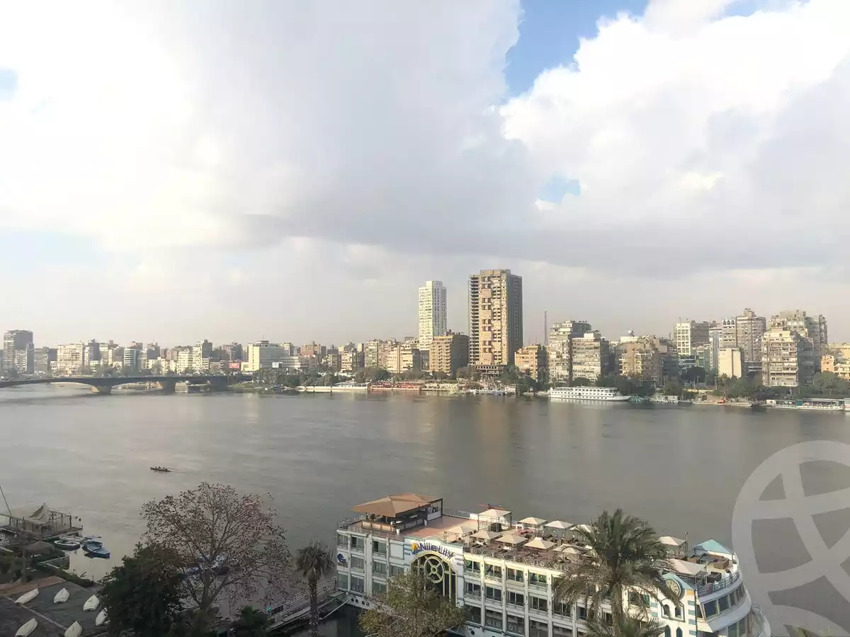 https://aqarmap.com.eg/ar/listing/4115654-for-sale-cairo-manial-kwrnysh-lmnyl