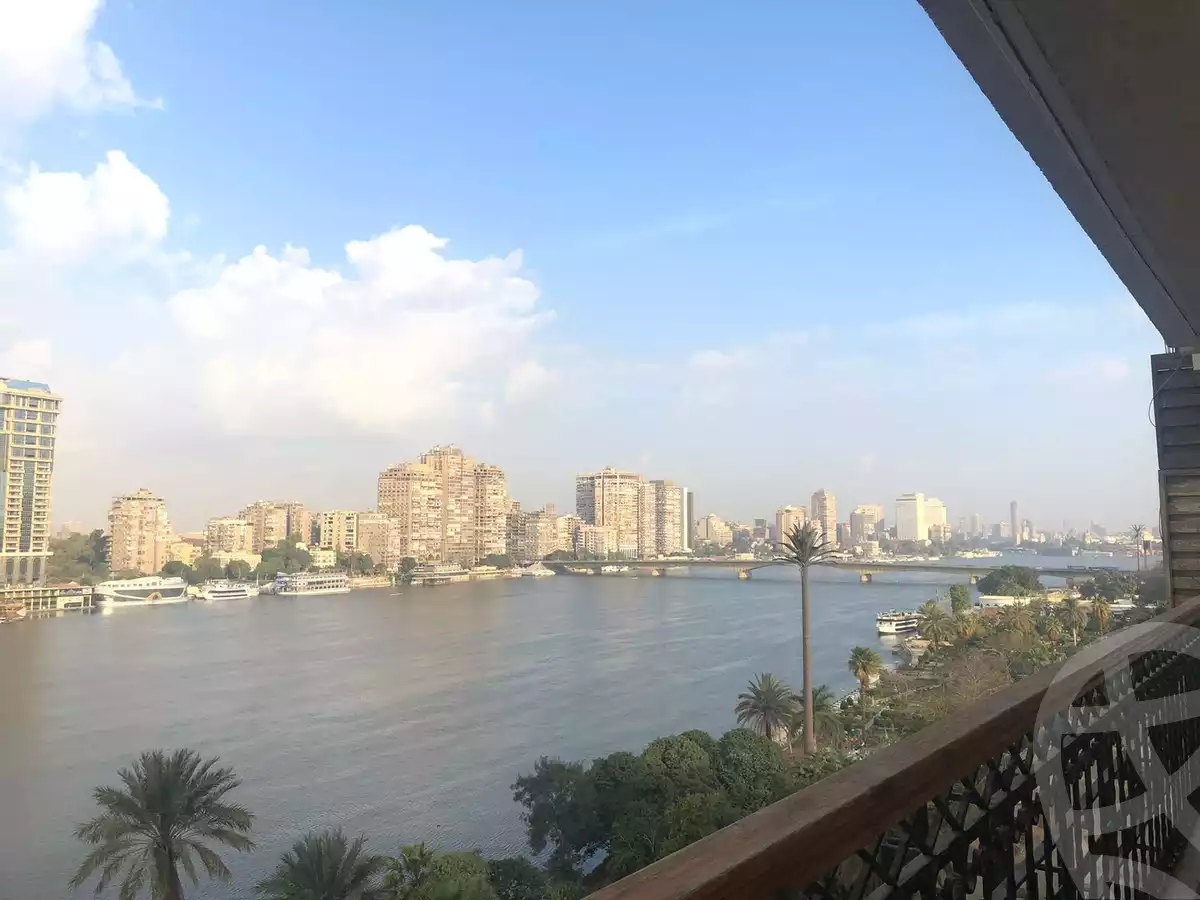 https://aqarmap.com.eg/ar/listing/4115654-for-sale-cairo-manial-kwrnysh-lmnyl