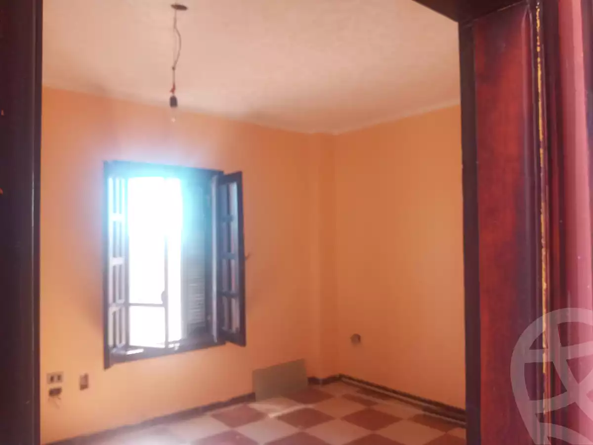https://aqarmap.com.eg/en/listing/4117116-for-rent-cairo-el-sheikh-zayed-city-el-hay-el-hady-ashaer-area-1-street-10