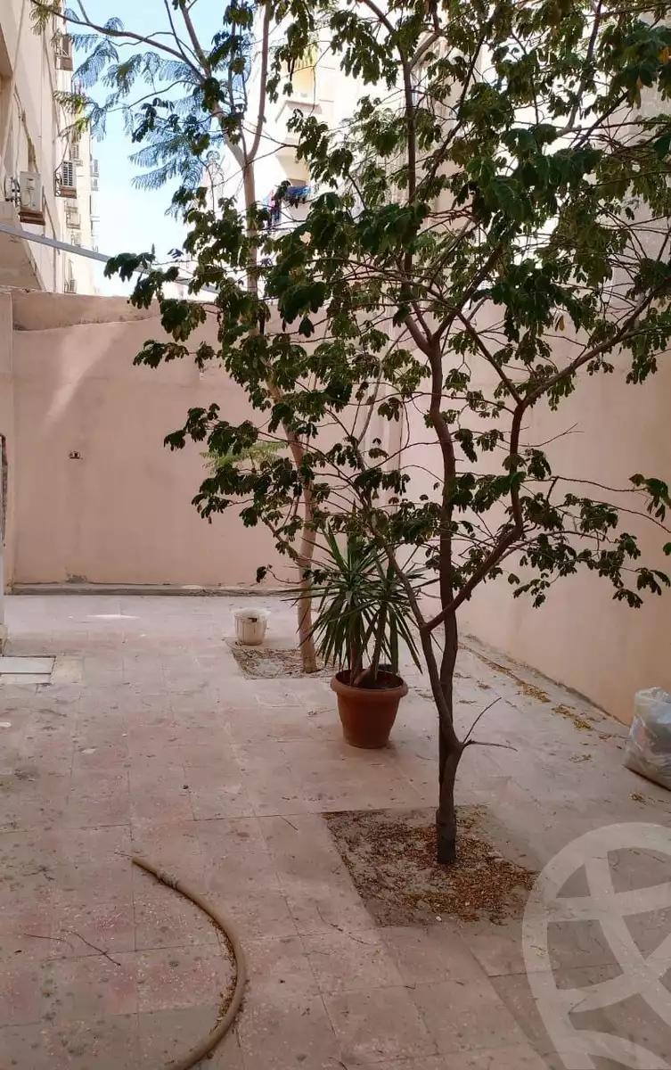 https://aqarmap.com.eg/ar/listing/4120800-for-sale-cairo-new-cairo-compounds-kattameya-gardens
