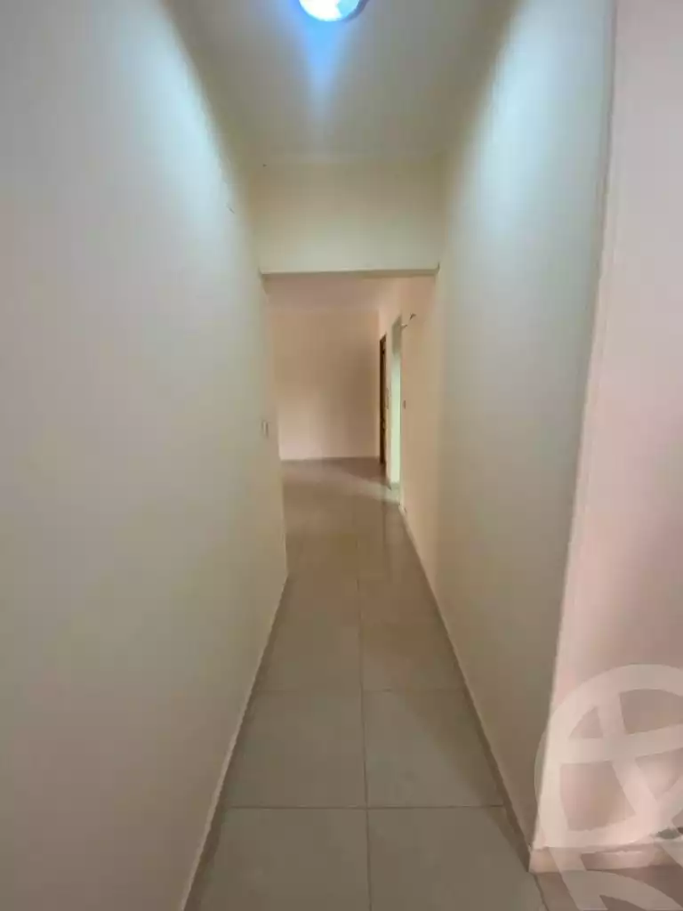 https://aqarmap.com.eg/en/listing/4127250-for-sale-cairo-new-cairo-compounds-zizinia-city