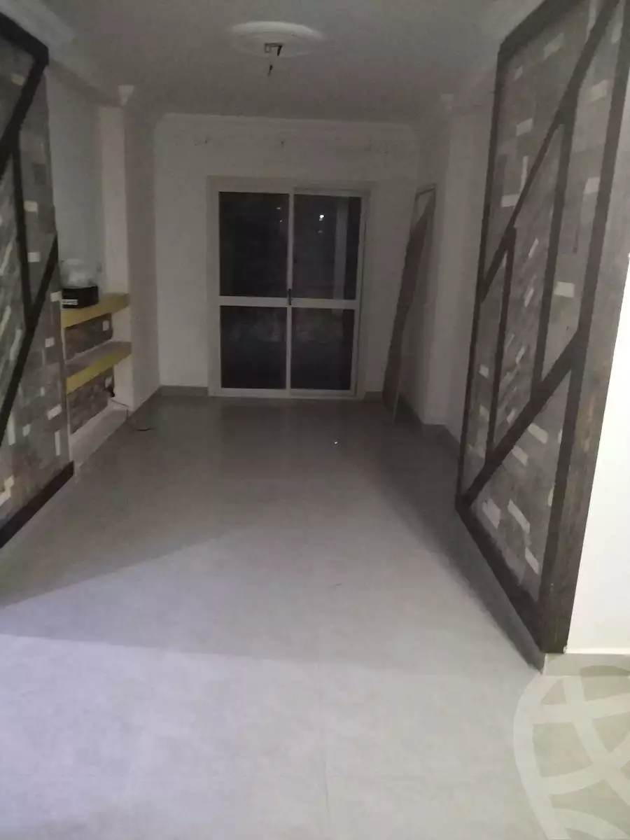https://aqarmap.com.eg/en/listing/4127649-for-rent-alexandria-cleopatra-khaleel-el-bendary-st