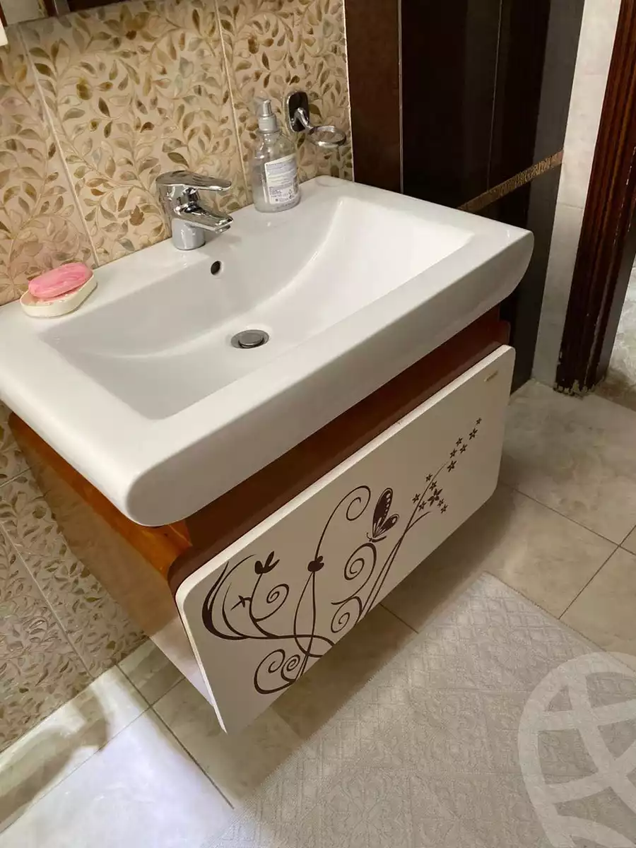 https://aqarmap.com.eg/ar/listing/4130634-for-sale-alexandria-smouha-mostafa-kamel-st