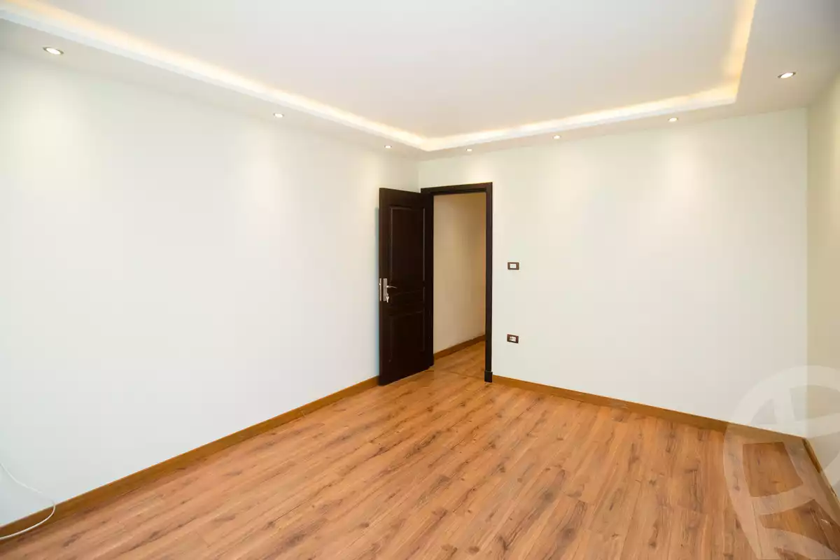 https://aqarmap.com.eg/en/listing/4131668-for-sale-alexandria-kafr-abdo-kafr-abdou-st