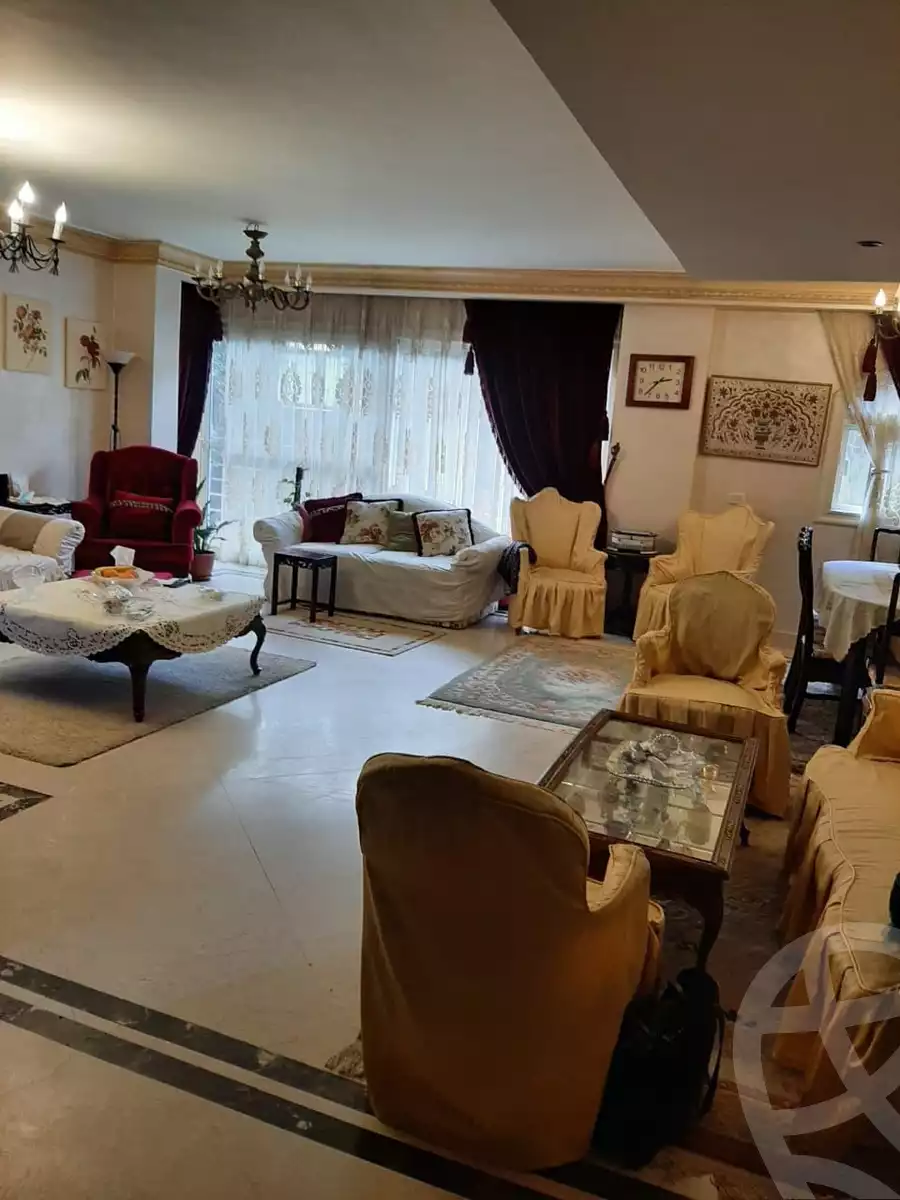 https://aqarmap.com.eg/ar/listing/4132541-for-sale-cairo-el-sheikh-zayed-city-compounds-in-sheikh-zayed-beverly-hills