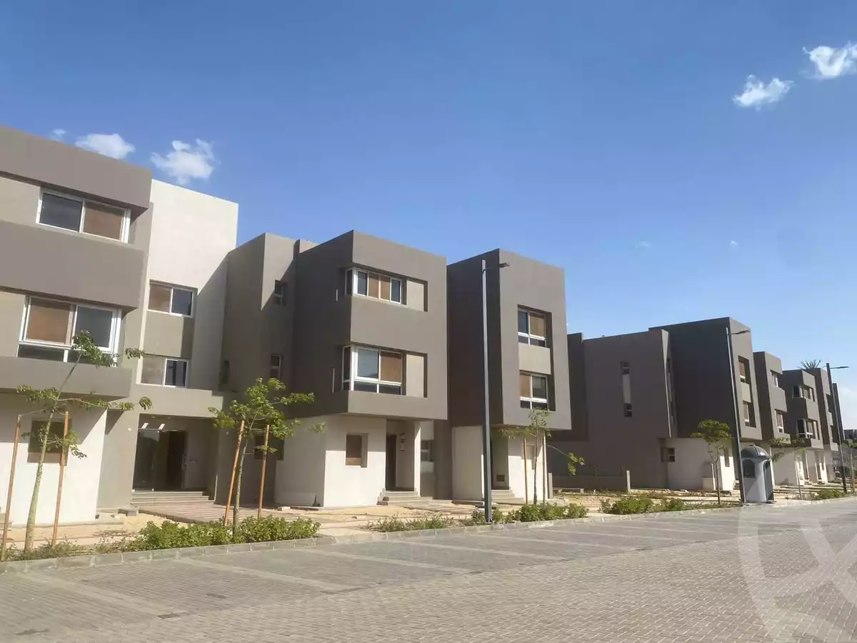 https://aqarmap.com.eg/en/listing/4133205-for-sale-cairo-el-sheikh-zayed-city-compounds-in-sheikh-zayed-etapa