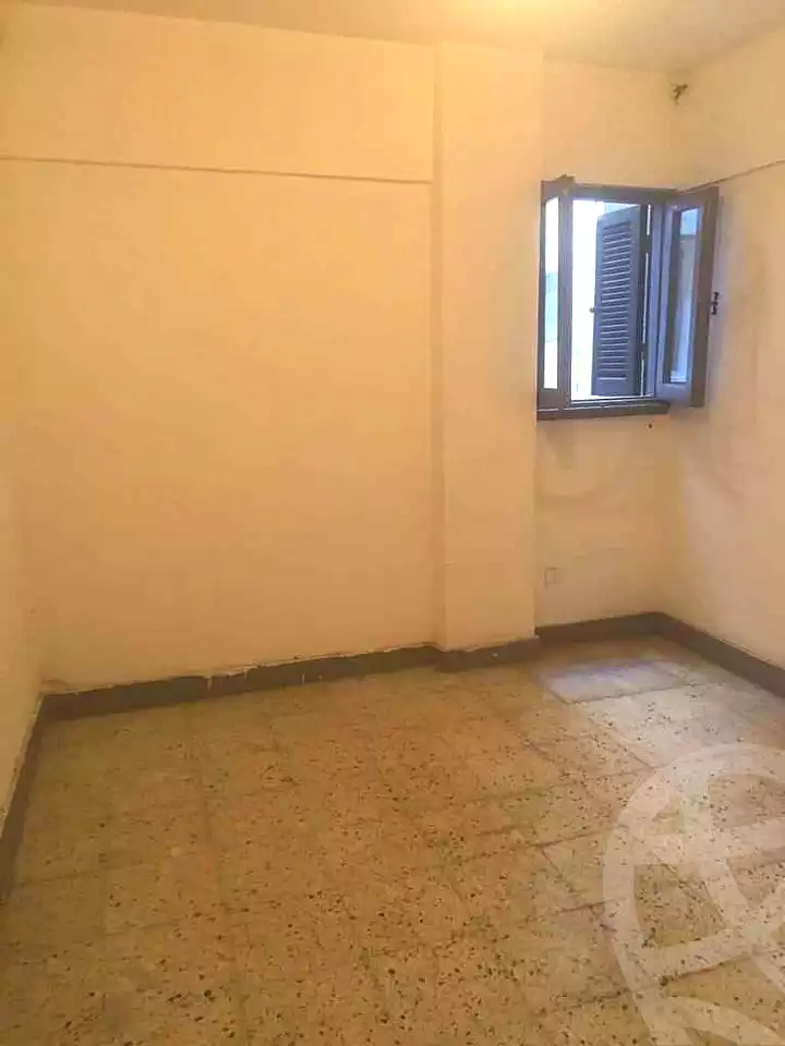 https://aqarmap.com.eg/en/listing/4133884-for-rent-alexandria-ganaklis-shr-bw-qyr-tryq-lhry